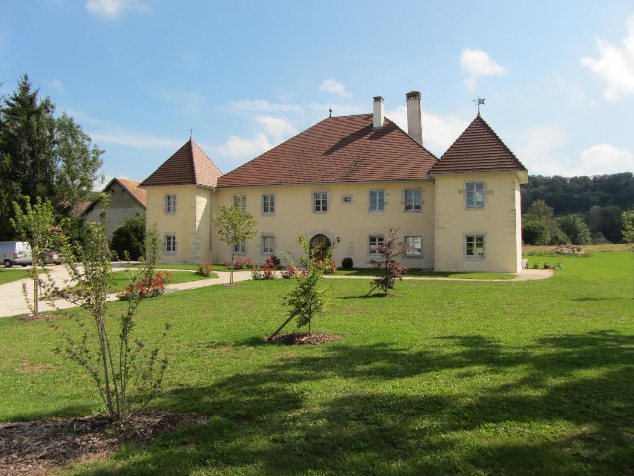 Le Relais Des Deux Tours Brémondans Exterior foto